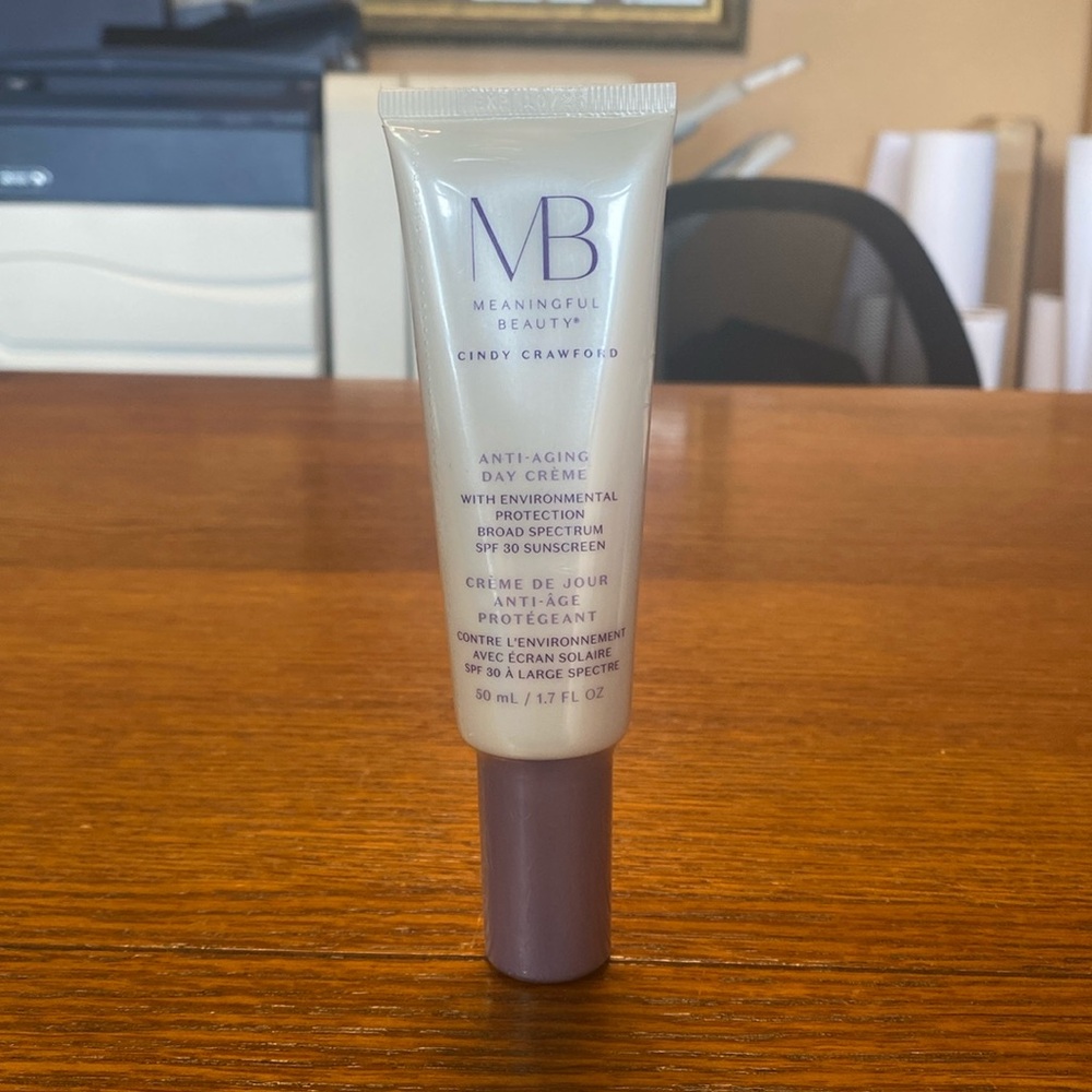 ONE New Cindy Crawford Meaningful Beauty Anti-Aging Day Crème 50mL / 1.7 FL OZ